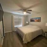 Recently Renovated Condo!